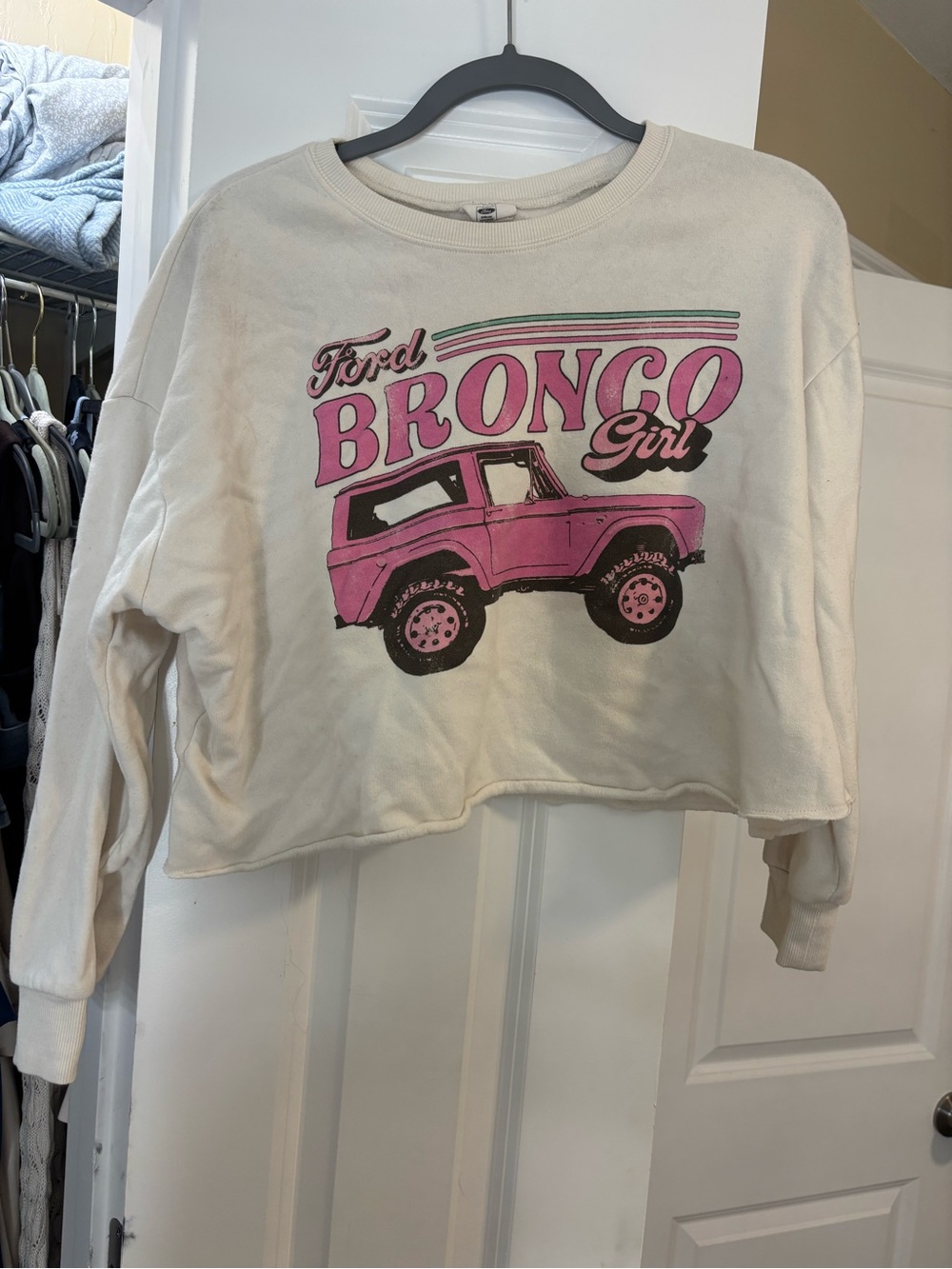 Ford Bronco Girl Pink Graphic Crop Sweatshirt